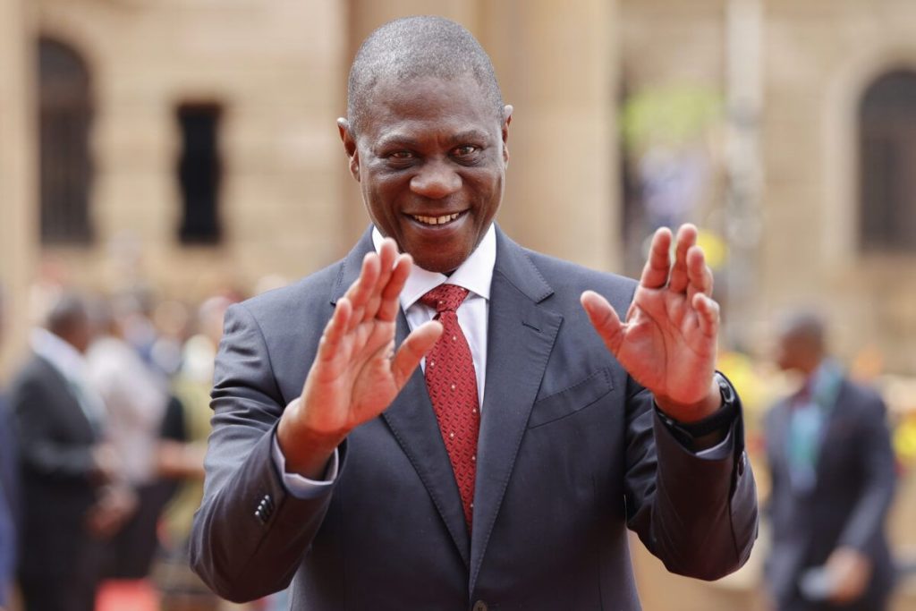 Would you pay R350k to play golf with Paul Mashatile?