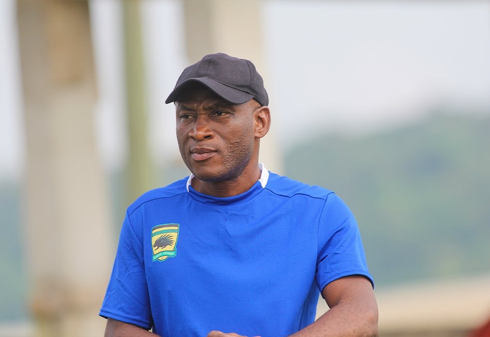 Kotoko coach Prosper Ogum charges players to work harder for success