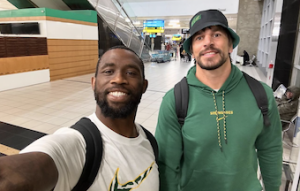 ‘I love you’: Kolisi celebrates best friend Etzebeth