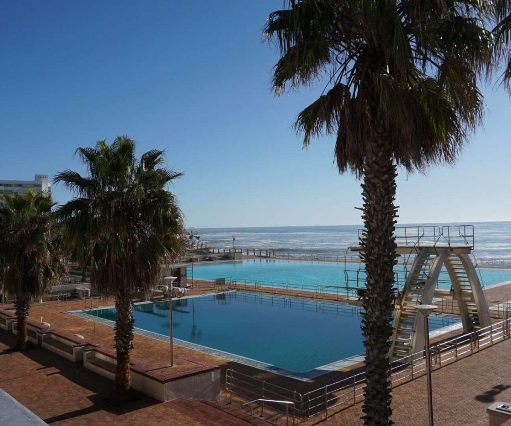 Sinkhole shuts down Sea Point swimming pool