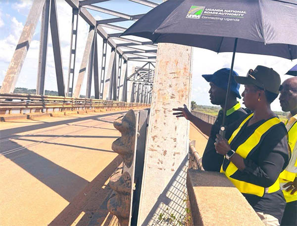 UNRA to build temporary bridge at Pakwach