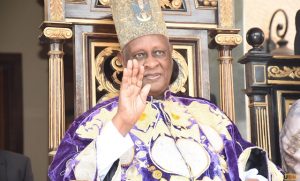 Court orders Bunyoro King to be airlifted for specialized treatment