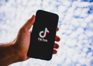 TikTok removes over 600 000 videos created by SA users