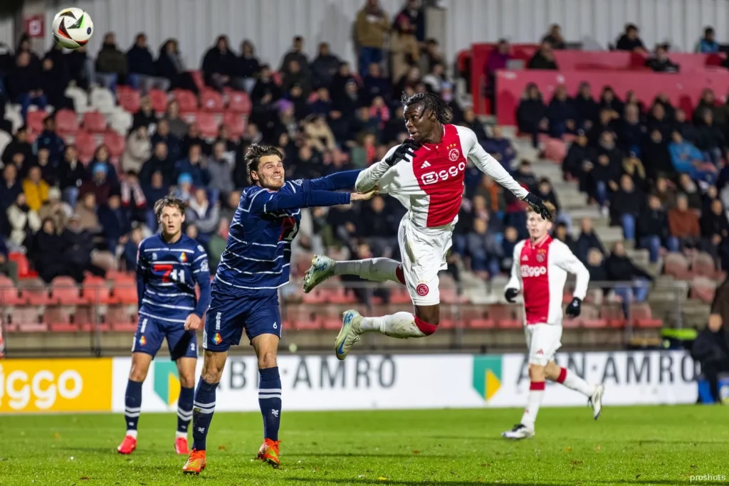 Don-Angelo Konadu headlines Jong Ajax’s dominant win over Telstar