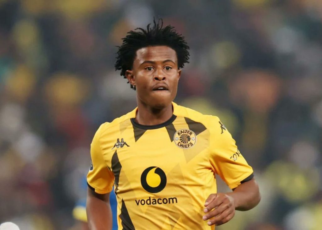 Kaizer Chiefs defender wanted for FREE – Two PSL clubs