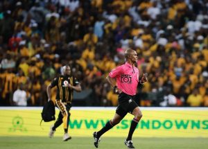 Two Pictures: Kaizer Chiefs fan chasing the referee