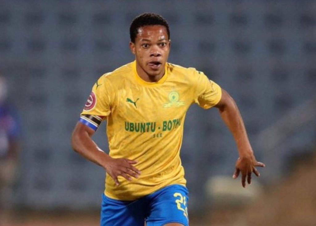 Kaizer Chiefs linked with THREE midfielders  worth R30 million