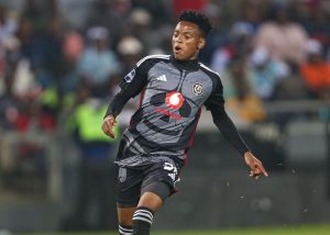 The IDEAL time to sell Orlando Pirates superstar Mofokeng REVEALED