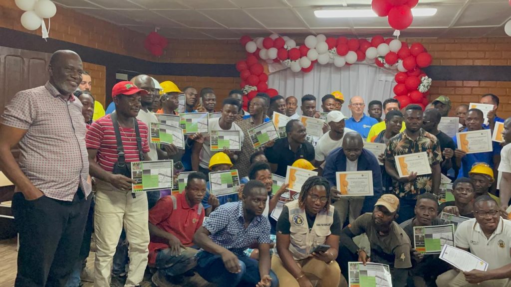 BMMC Awards Certificates To Several of Its Employees