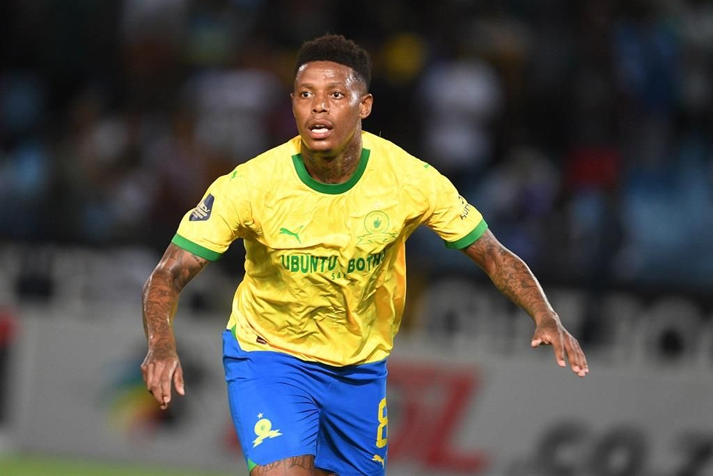 ‘Zungu won’t fit in at Kaizer Chiefs now’ –  Sundowns legend